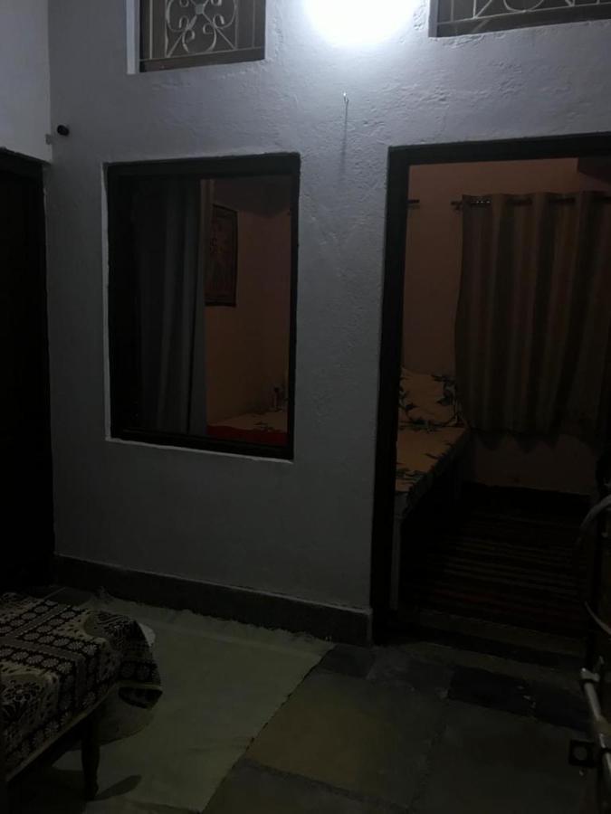 Sanjana'S Stay Udaipur Eksteriør bilde
