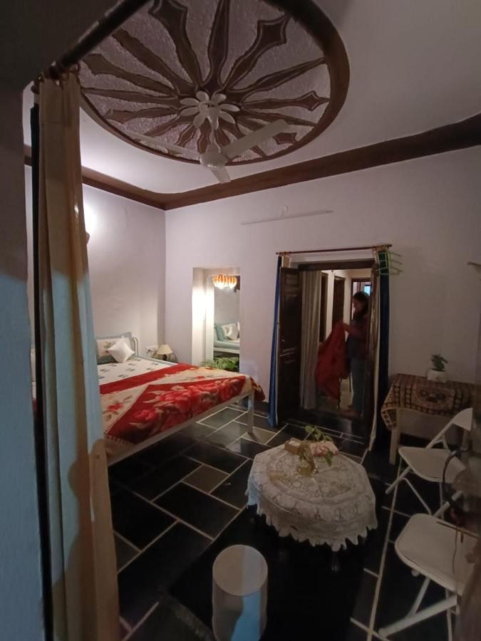 Sanjana'S Stay Udaipur Eksteriør bilde